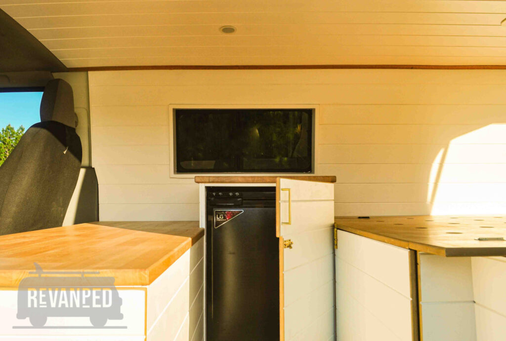 Revanped Custom Camper Van / RV Fitout - Shellys Toyota Hiace Conversion - Internal Kitchen & Bar Fridge