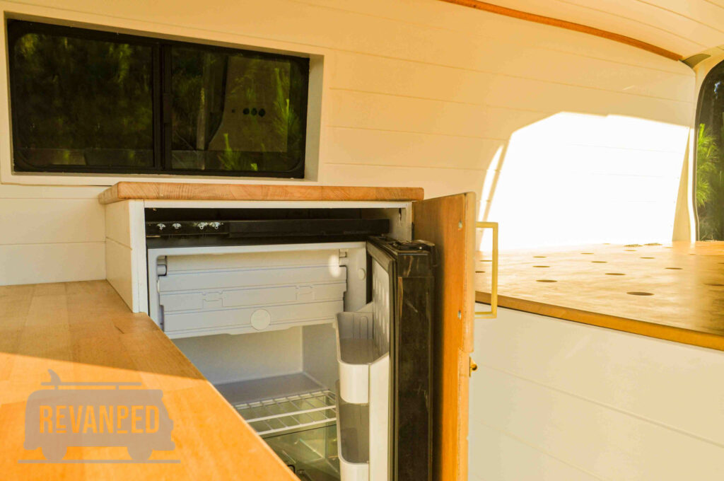 Revanped Custom Camper Van / RV Fitout - Shellys Toyota Hiace Conversion